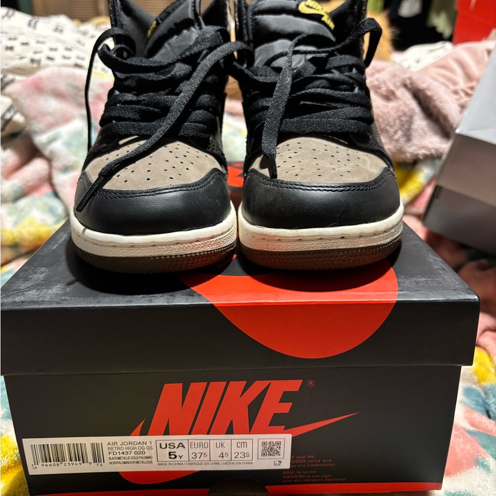 Nike Air Jordan 1 Retro High OG Sneakers